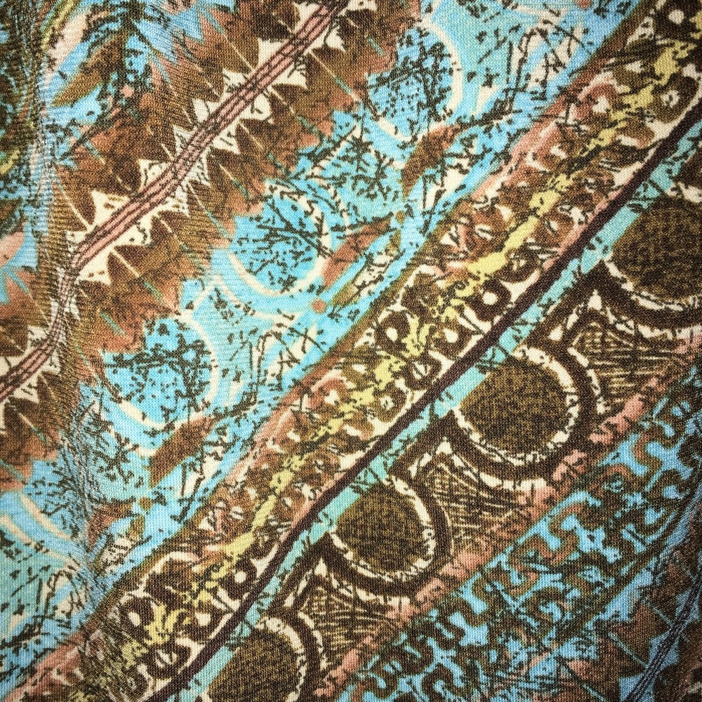 Brown and Turquoise Tank - Picture 4 of 4